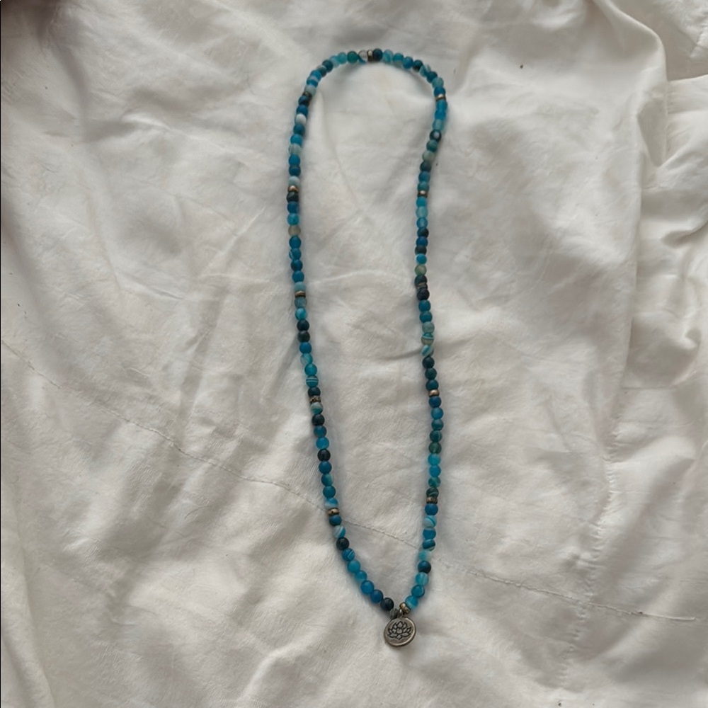 Elegant Blue Beaded Necklace